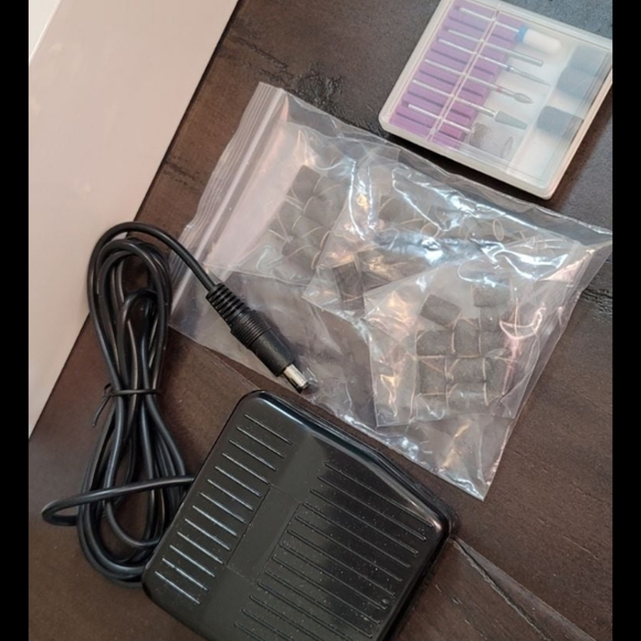 Electric Nail file Dremel - Picture 4 of 8